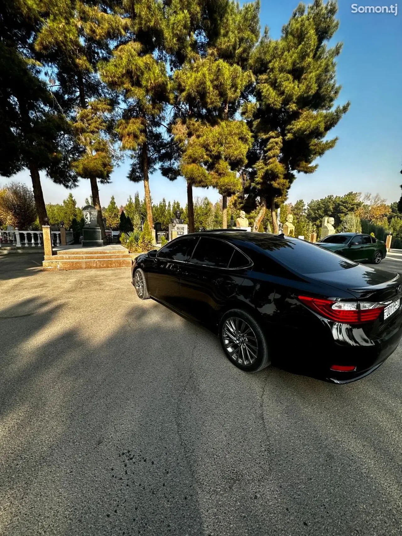 Lexus ES series 2014 · 3.0 AT