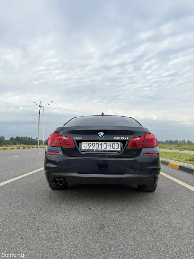 BMW 5 series 2016 · 2.0 AT