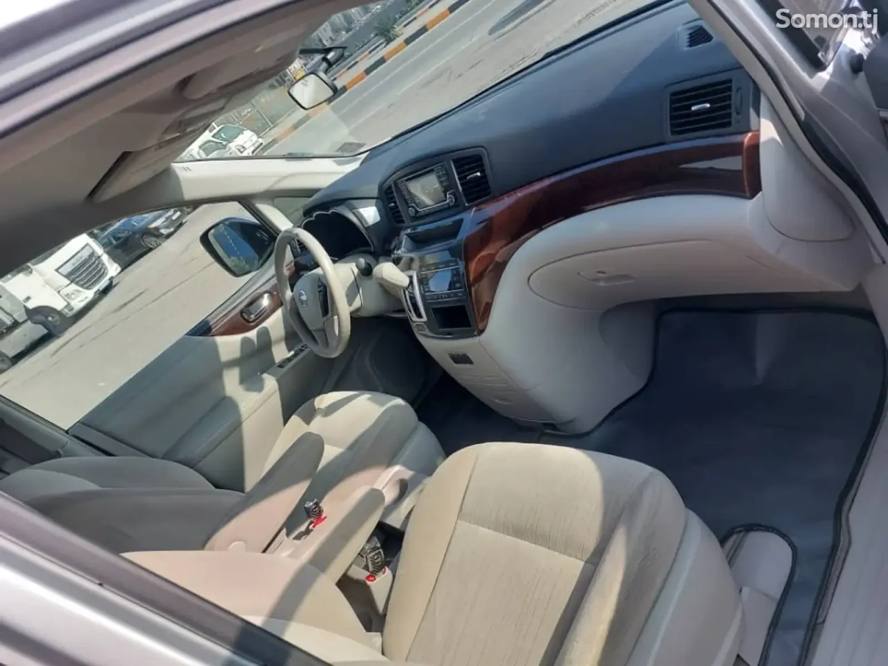 Nissan Quest 2017 · 3.5 AT