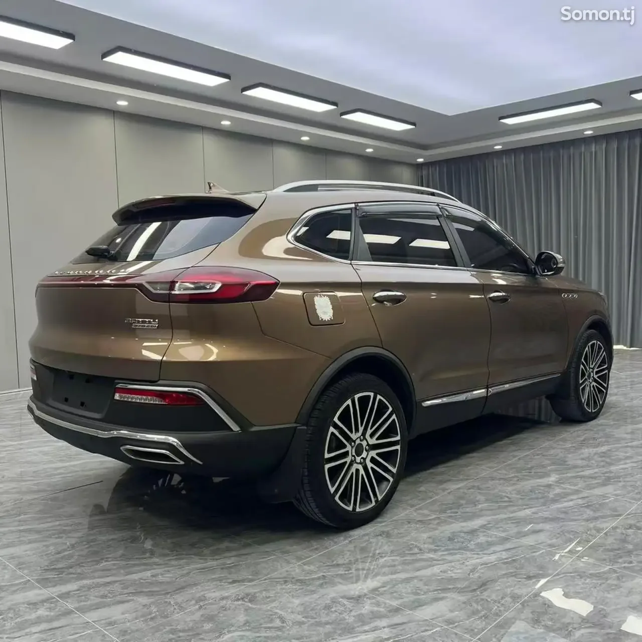 Leopaard Mattu 2019 · 1.6 AT