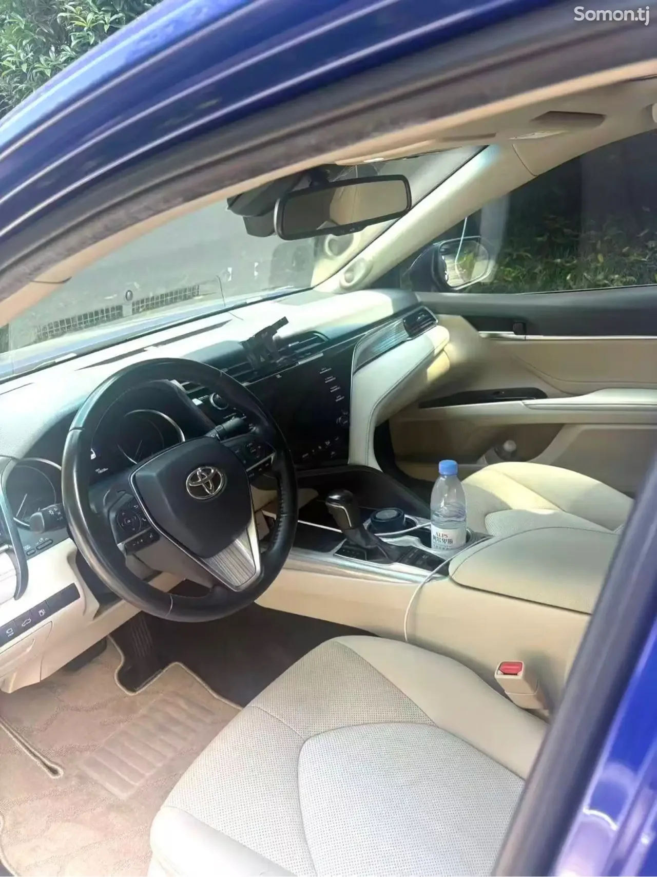 Toyota Camry 2018 · 2.5 AT