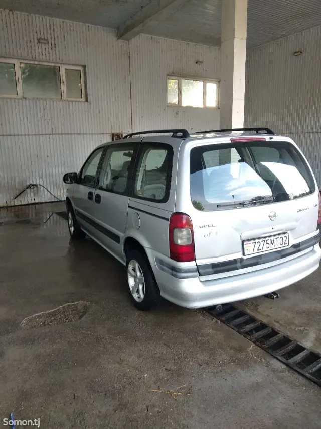 Opel Sintra 1997 · 1.8 MT