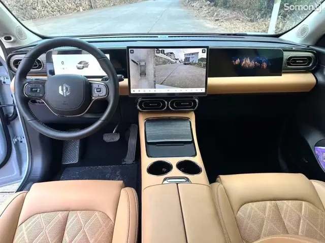 Leapmotor C11 2025 · AT