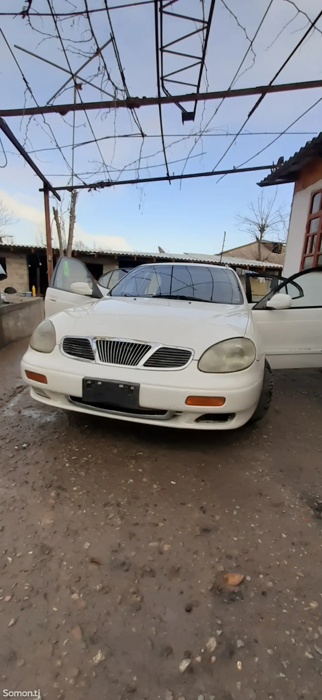 Daewoo Leganza 1998 · 1.8 MT