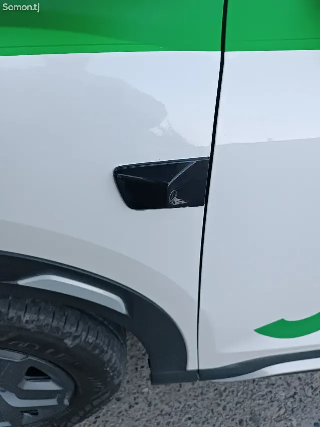 BYD Yuan Up 2025 · AT