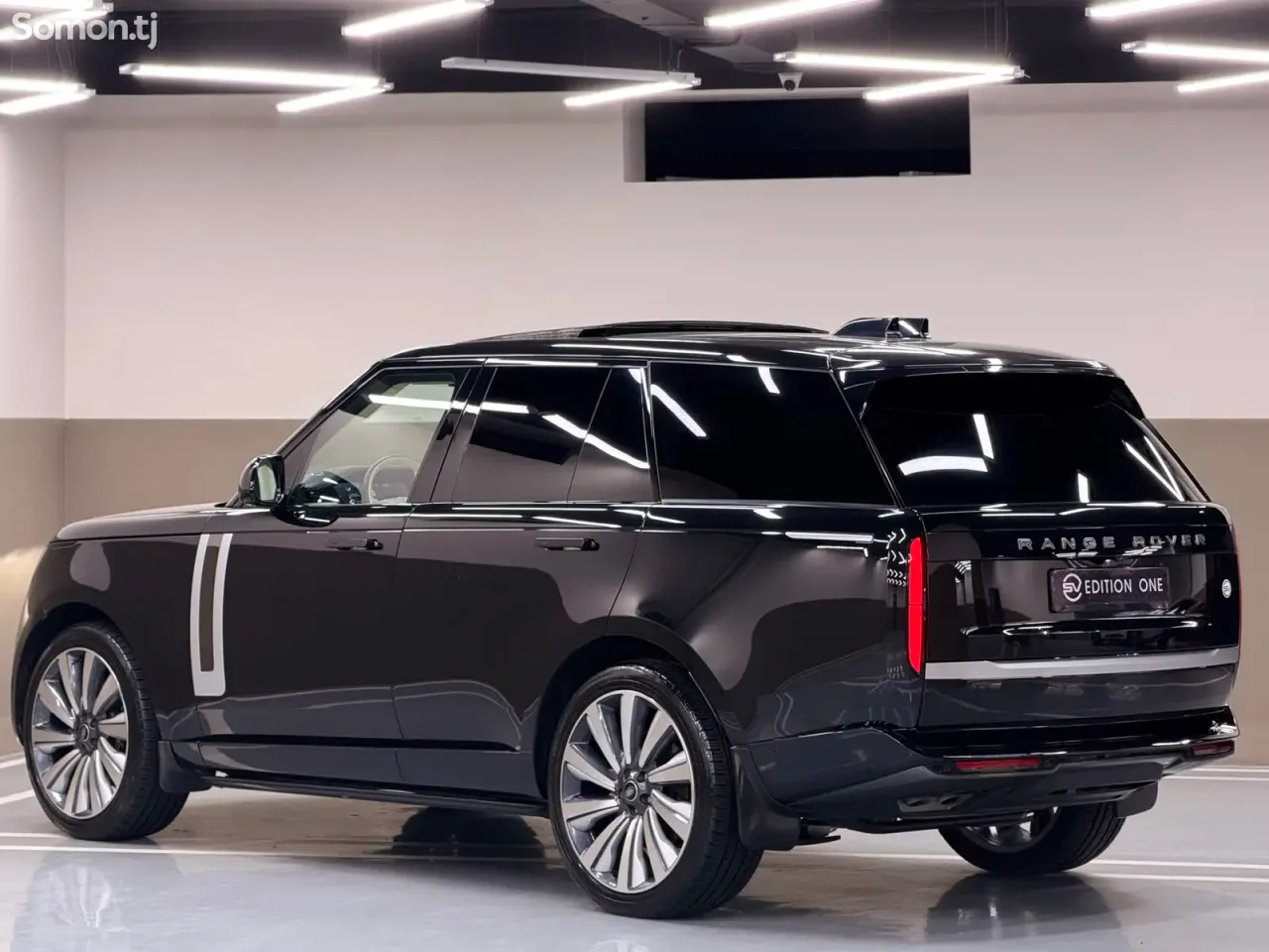 Land Rover Vogue 2024 · 4.4 AT