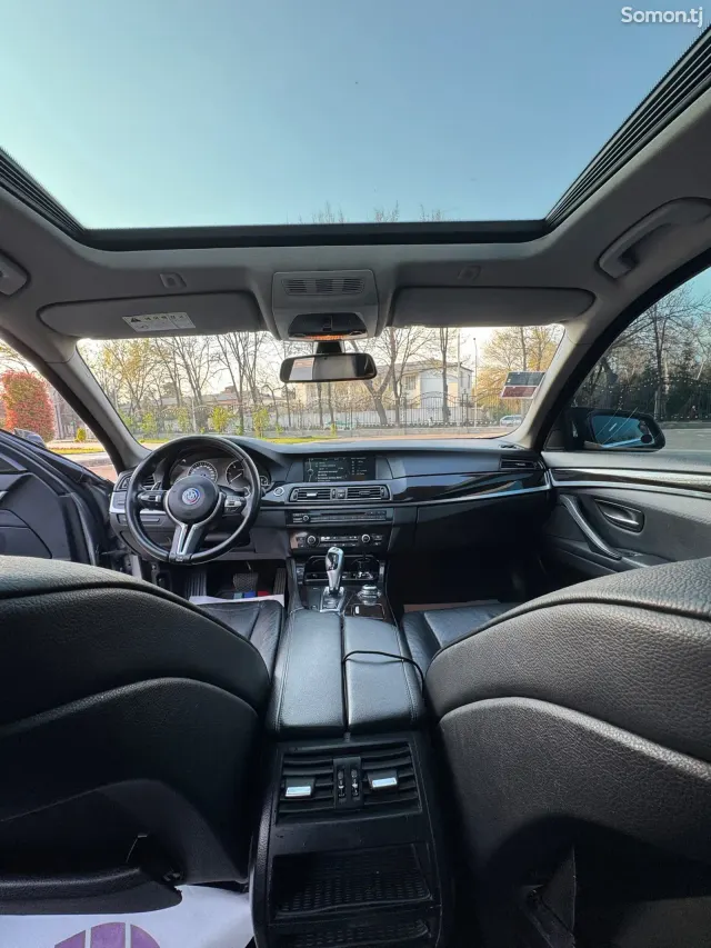 BMW 5 series 2011 · 2.0 AT