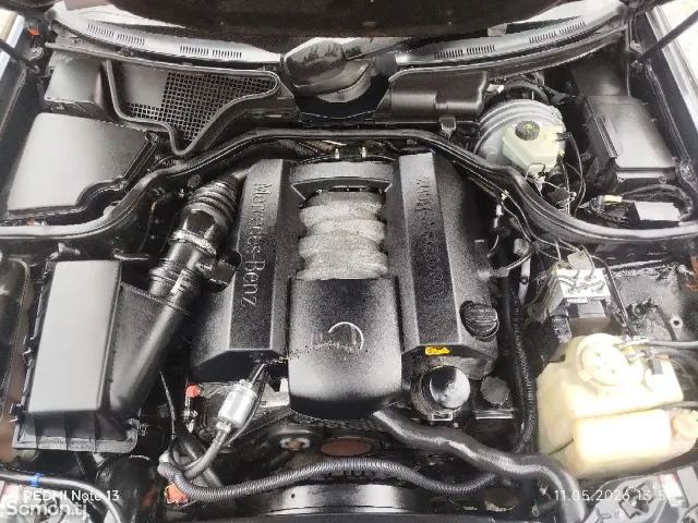 Mercedes-Benz E class 2001 · 3.2 AT