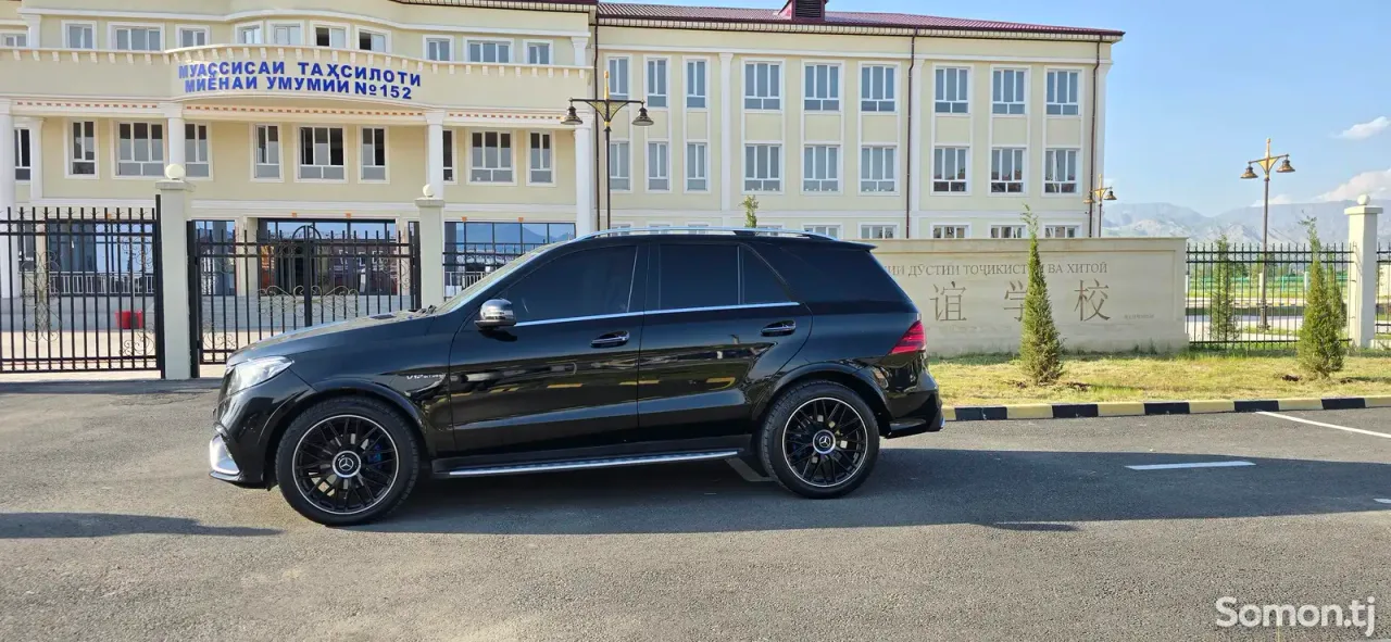 Mercedes-Benz GLE class 2017 · 3.5 AT