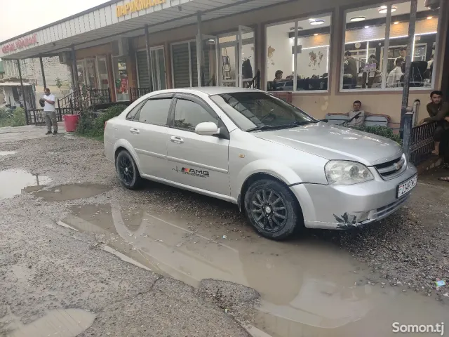 Chevrolet Lacetti 2007 · 1.6 MT