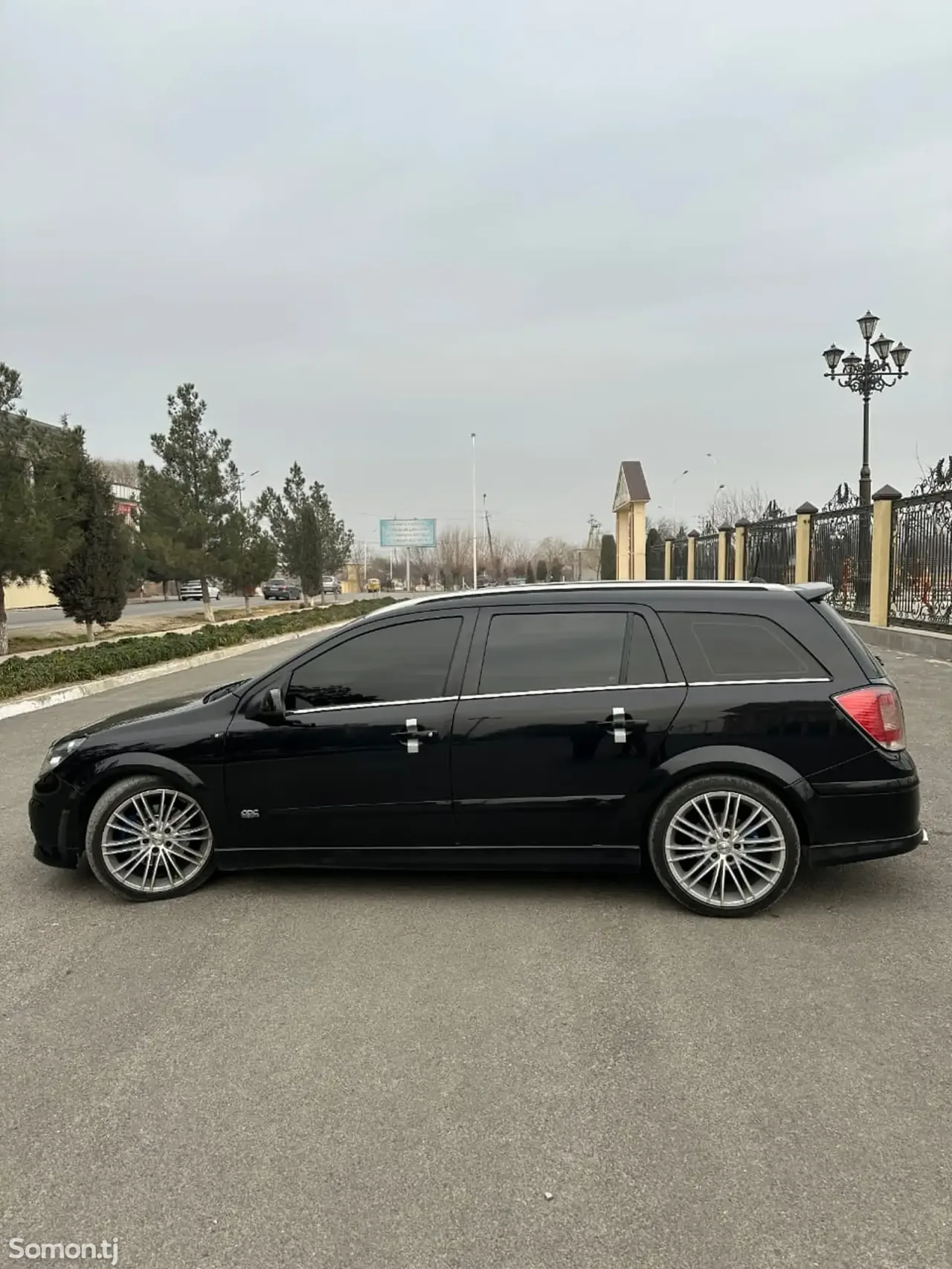 Opel Astra H 2008 · 1.9 MT