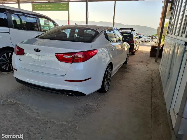 Kia K5 2014 · 2.0 AT