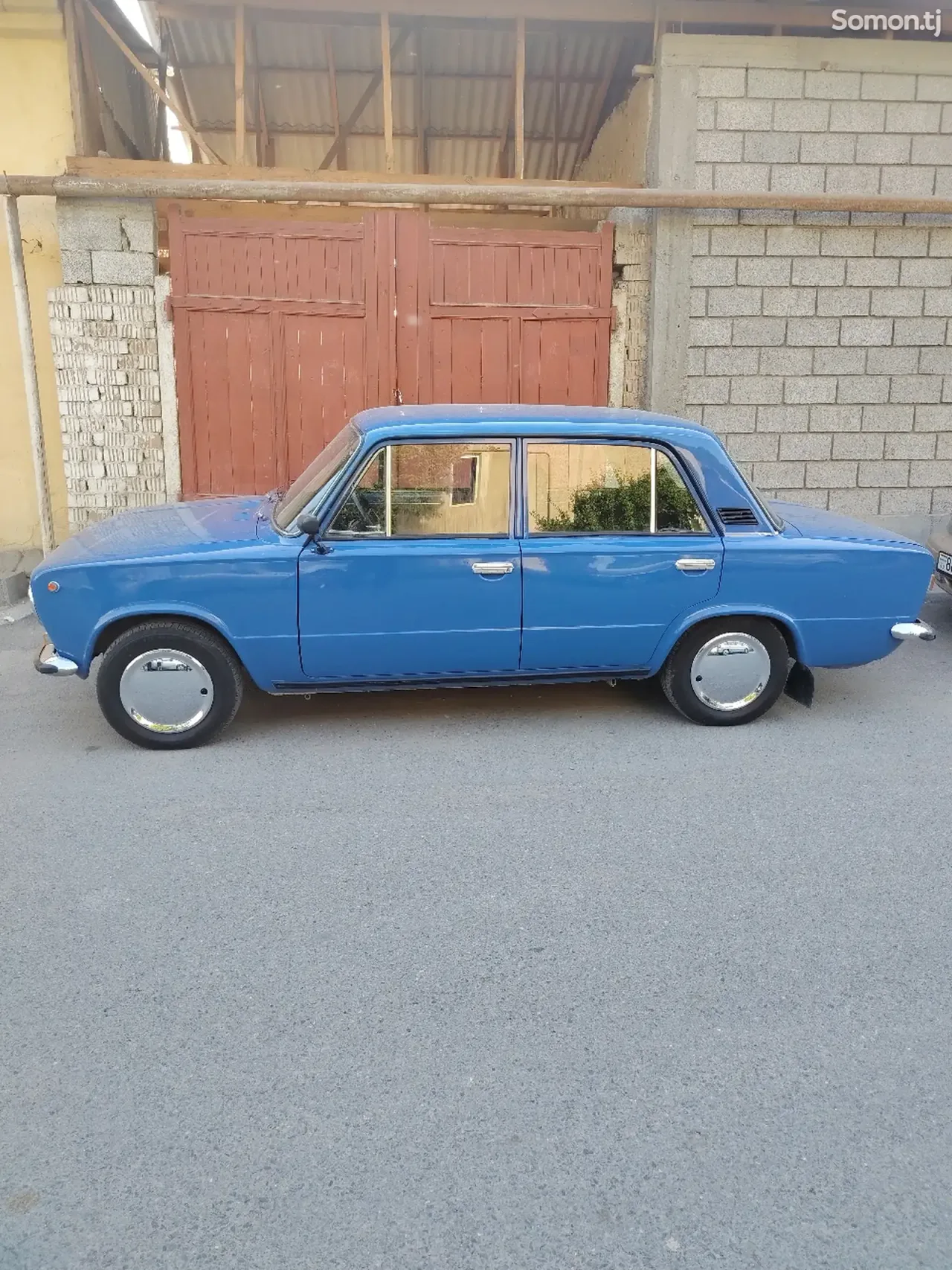 Lada (ВАЗ) 2111 1985 · 1.1 MT