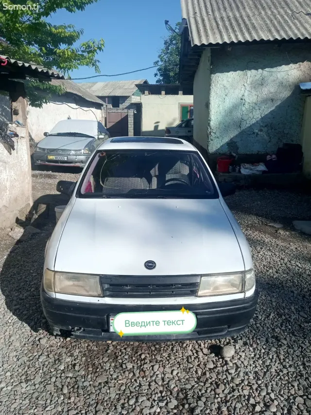 Opel Vectra A 1991 · 1.6 MT