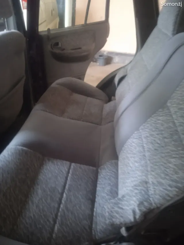 Kia Sportage 1996 · 2.0 MT