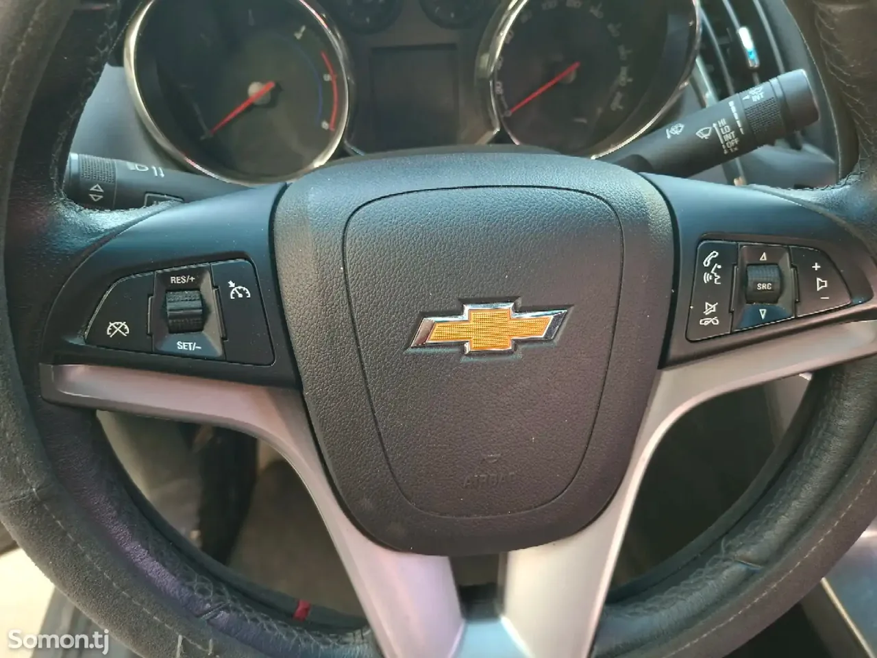 Chevrolet Cruze 2015 · 1.7 AT