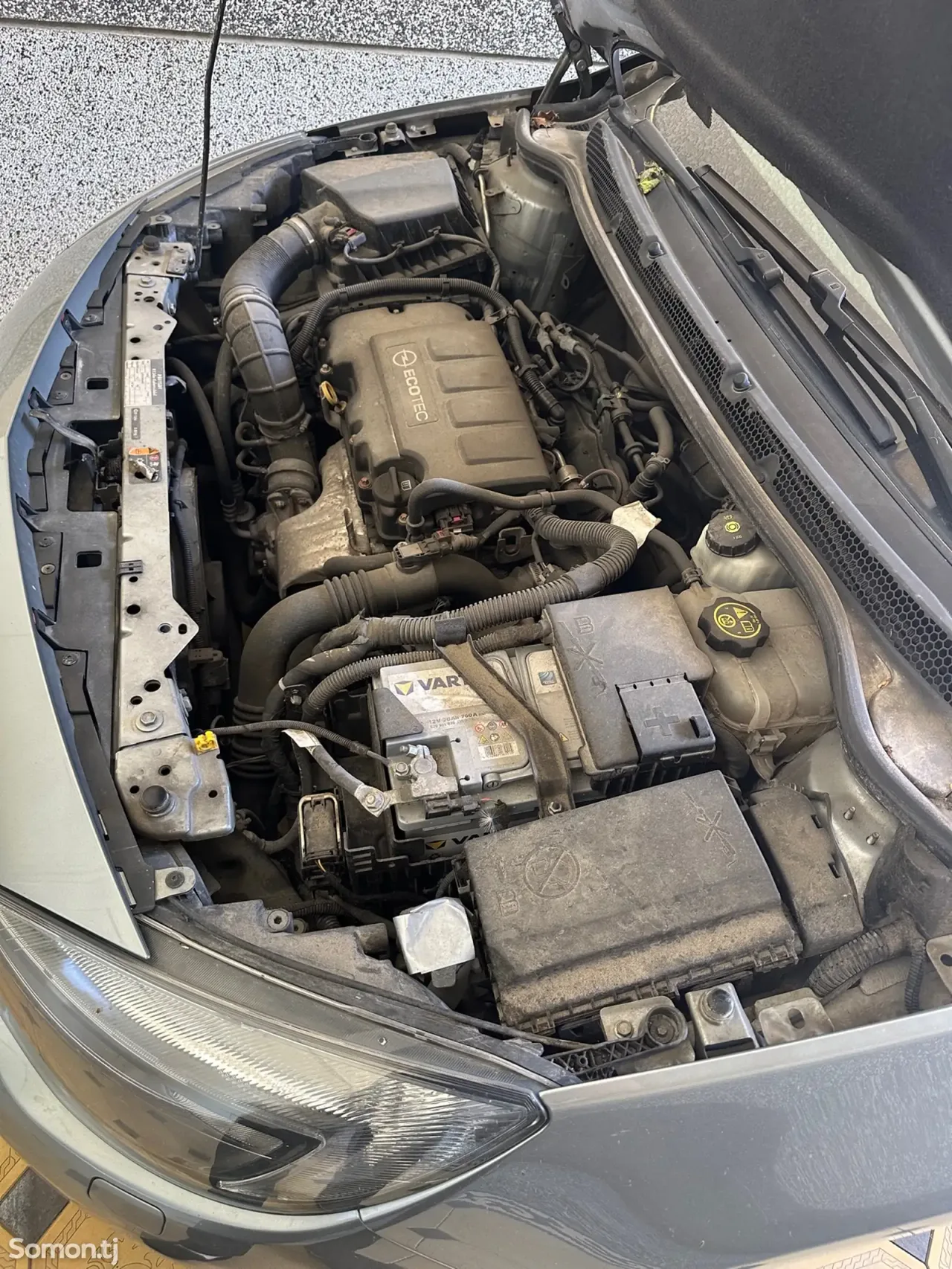 Opel Astra J 2014 · 1.4 MT
