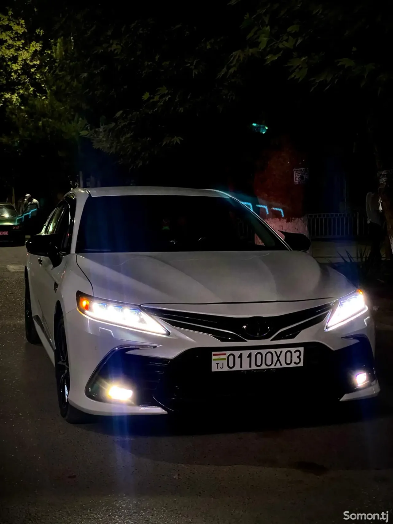 Toyota Camry 2018 · 2.5 AT
