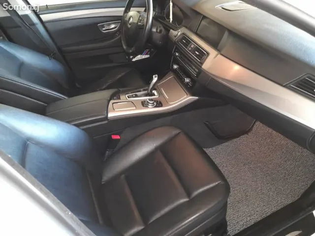 BMW 5 series 2013 · 2.0 AT