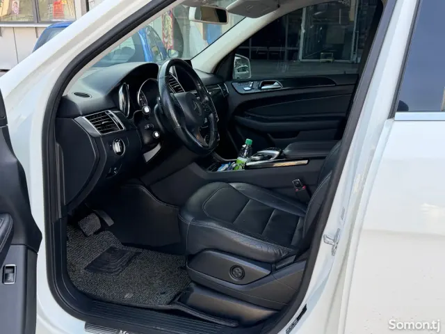 Mercedes-Benz GLE class 2016 · 3.0 AT