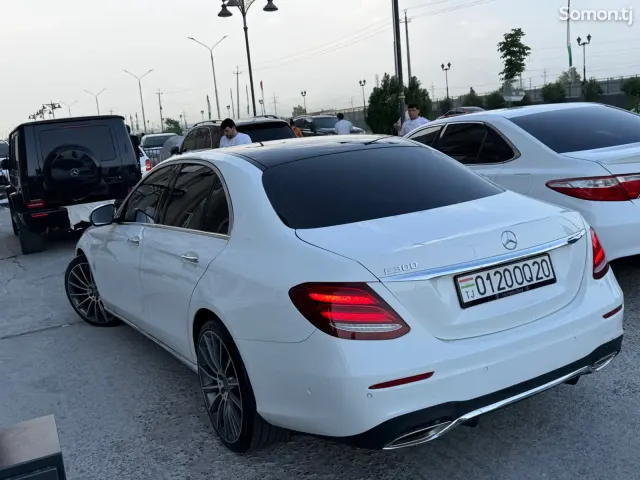 Mercedes-Benz E class 2017 · 2.0 AT