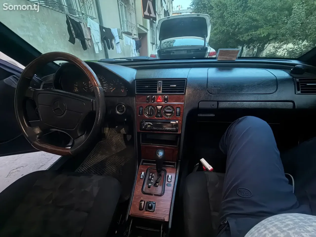 Mercedes-Benz C class 1999 · 2.4 AT