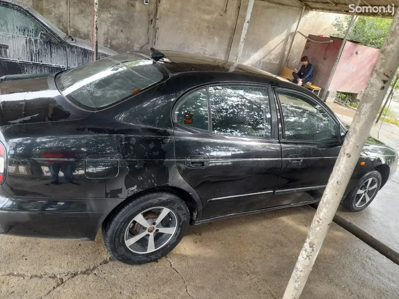Daewoo Leganza 1997 · 1.8 MT