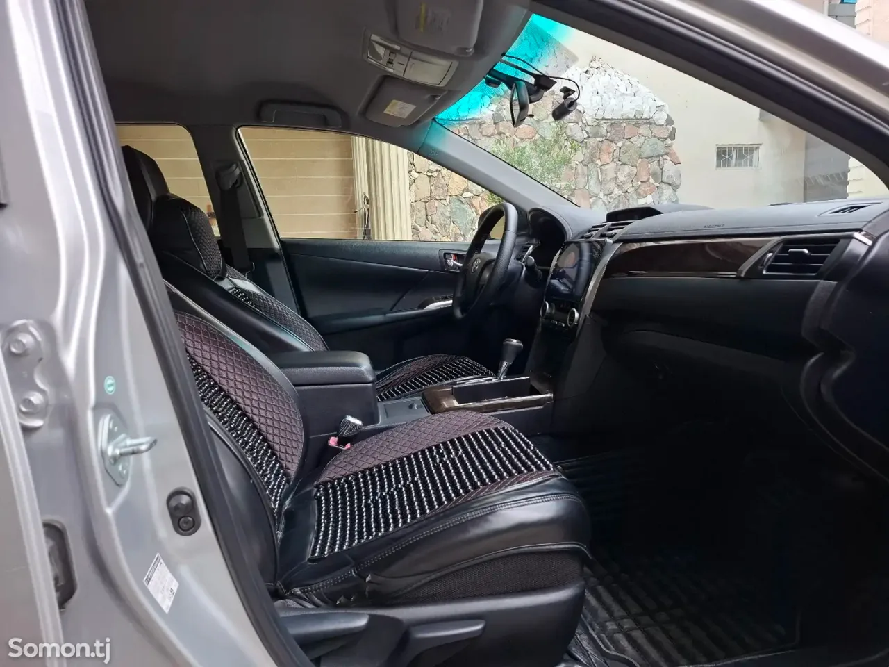 Toyota Camry 2014 · 2.5 AT