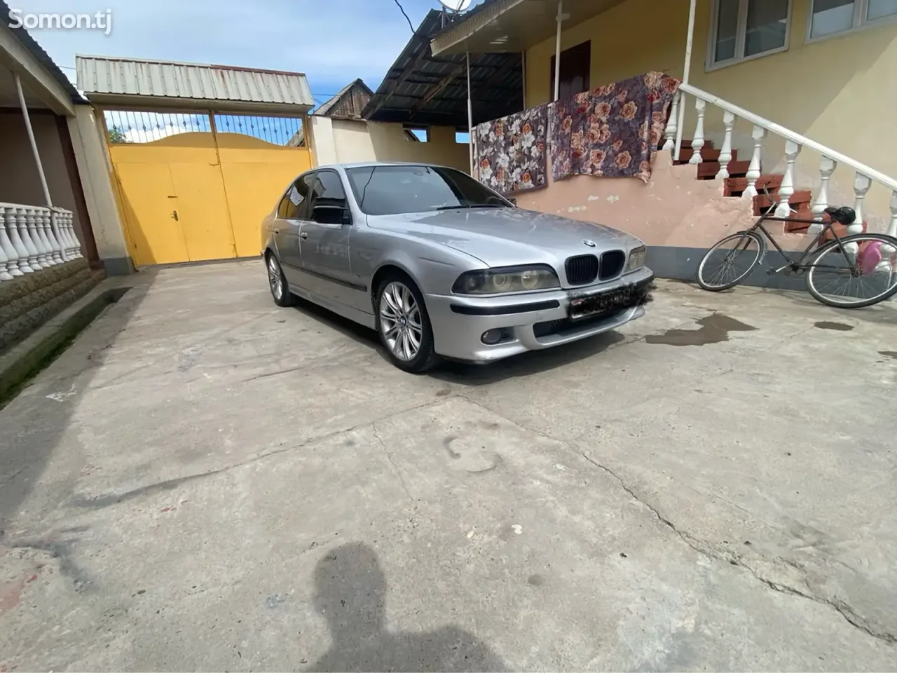 BMW 5 series 2000 · 2.8 MT