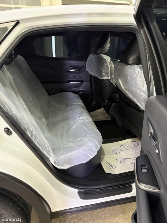 Toyota Crown 2023 · 2.5 AT