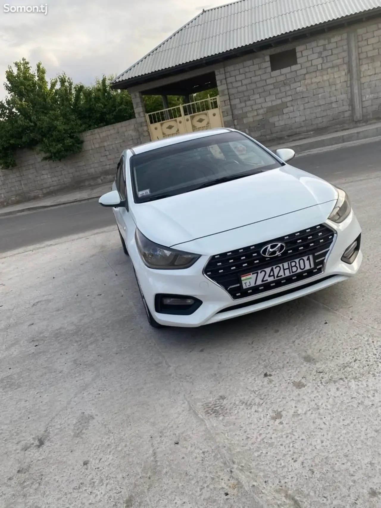 Hyundai Accent 2018 · 1.5 AT
