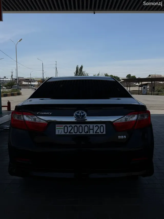 Toyota Camry 2011 · 2.5 AT