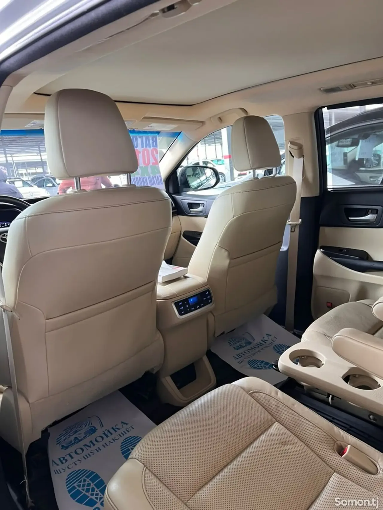 Toyota Highlander 2016 · 3.5 AT