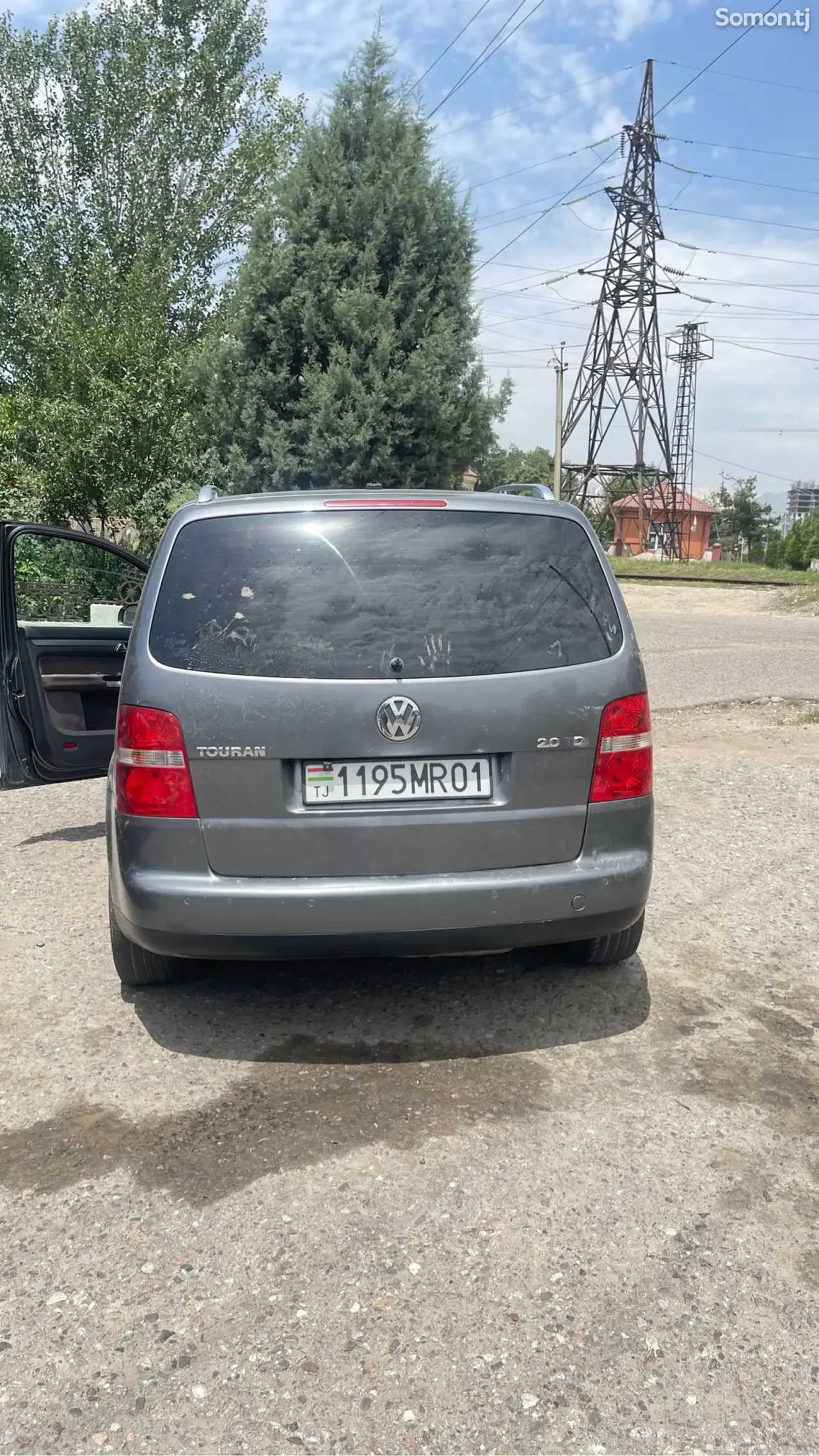 Volkswagen Touran 2006 · 2.0 AT