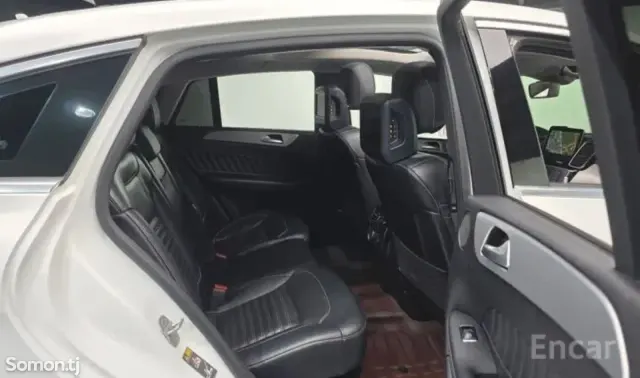 Mercedes-Benz GLE class 2017 · 3.0 AT