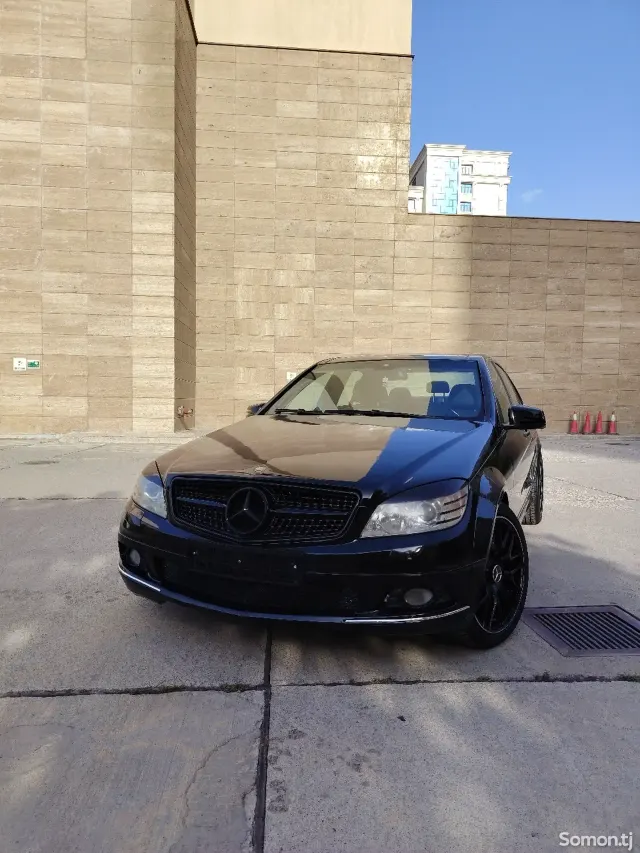 Mercedes-Benz C class 2009 · 3.5 AT
