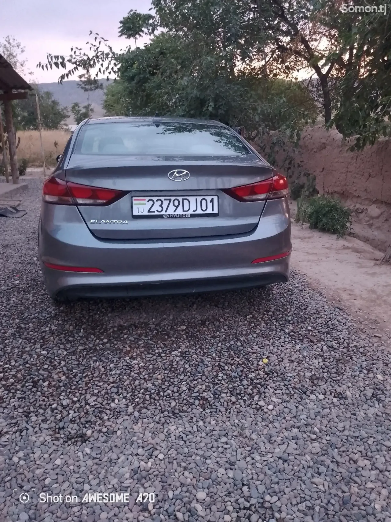 Hyundai Elantra 2017 · 2.0 AT