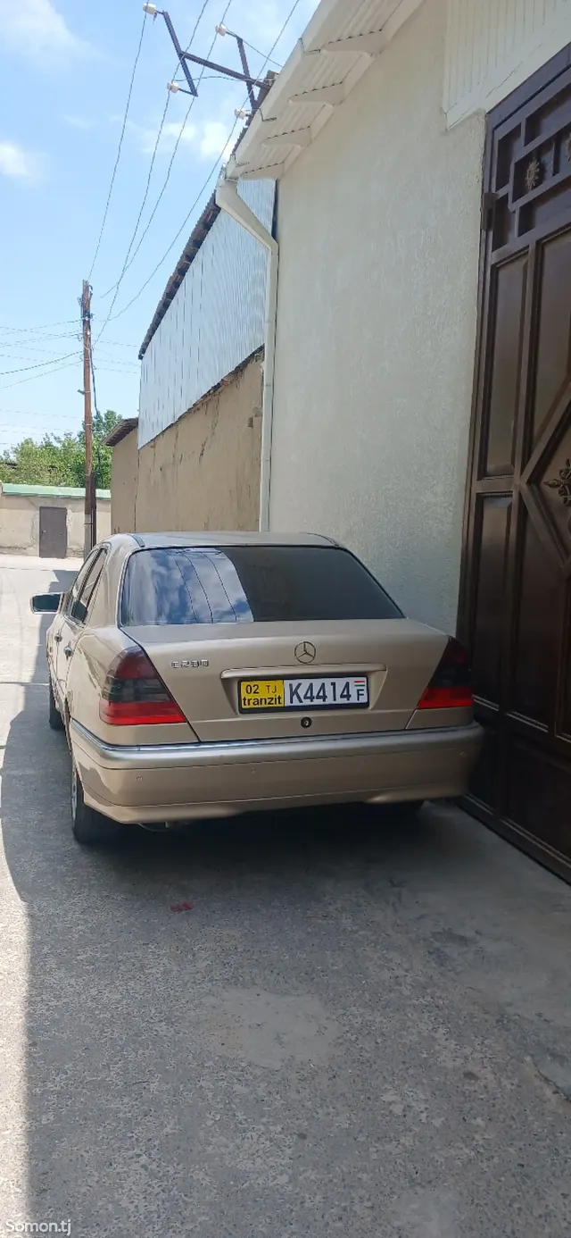 Mercedes-Benz C class 2000 · 2.8 AT