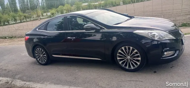 Hyundai Grandeur 2014 · 2.4 AT