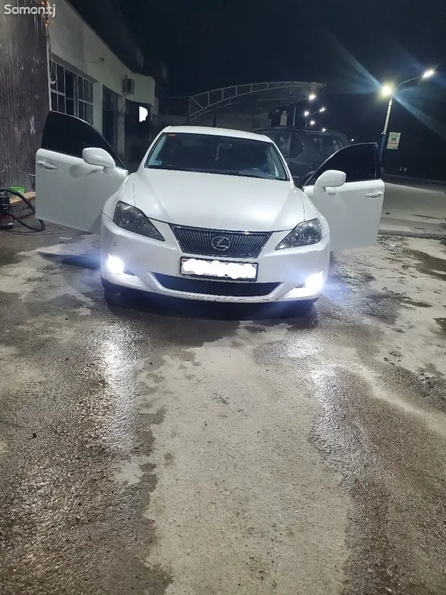 Lexus IS series 2007 · 2.5 AT