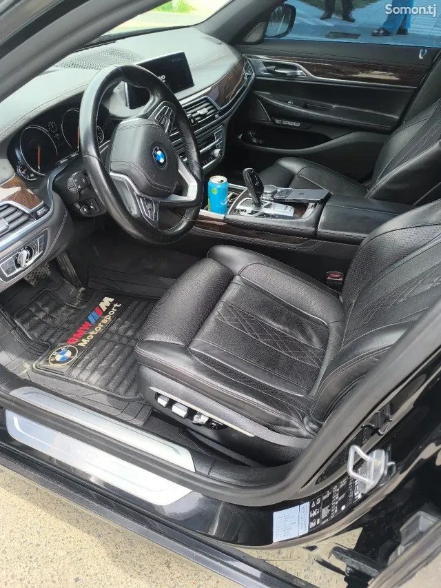 BMW 7 series 2016 · 3.0 AMT