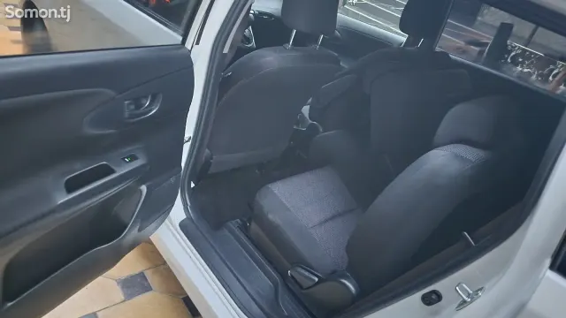 Toyota Wish 2014 · 1.8 AT