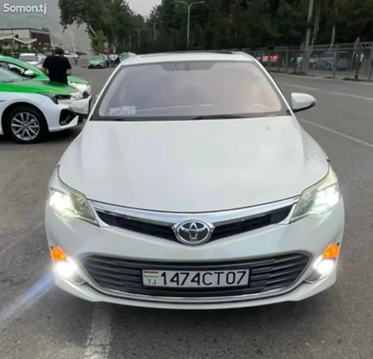 Toyota Avalon 2014 · 3.5 AT