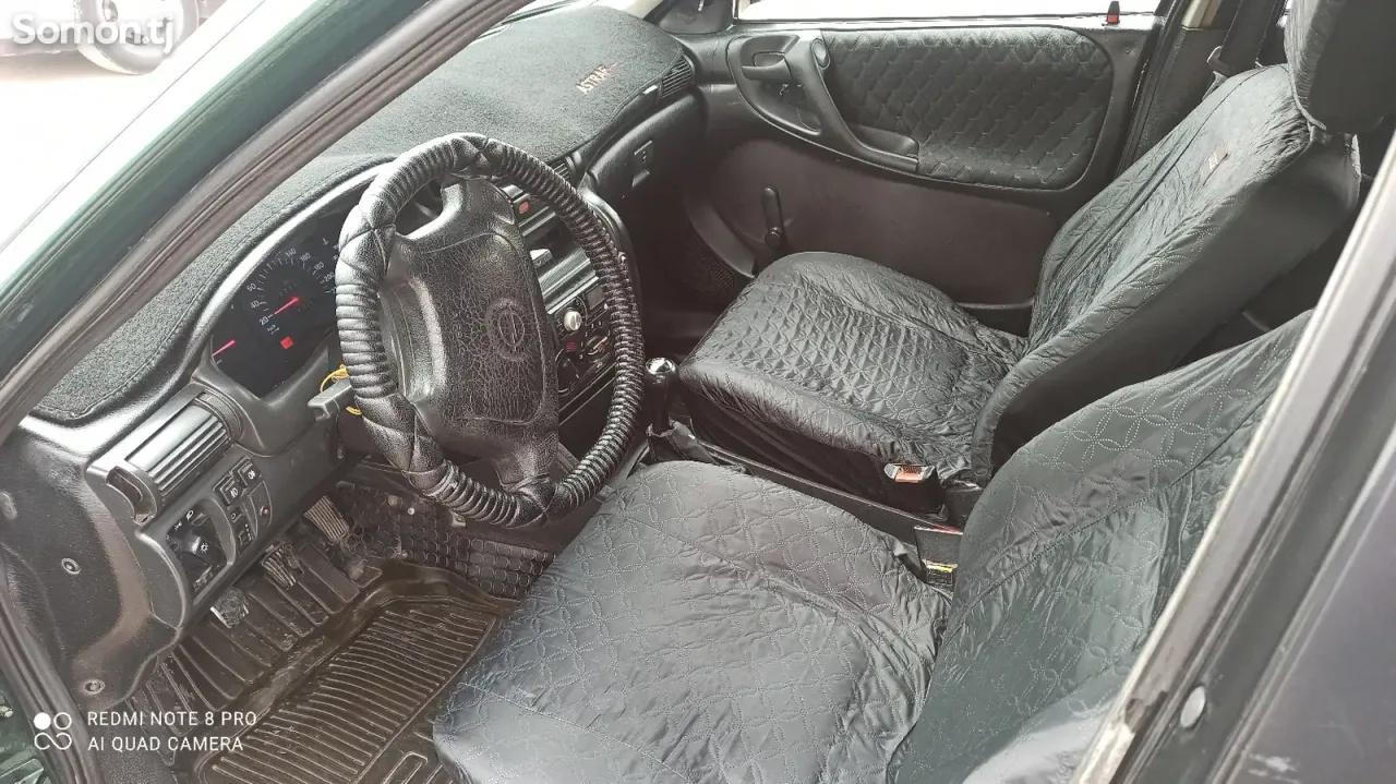 Opel Astra F 1997 · 1.6 MT