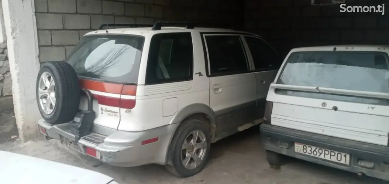 Hyundai Santamo 1996 · 1.8 MT