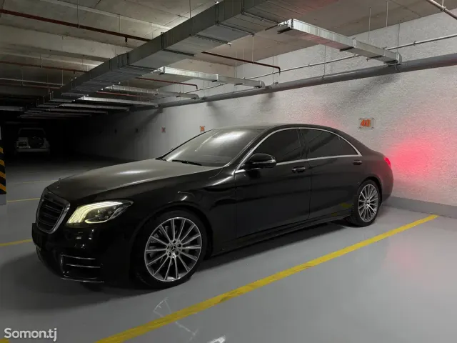 Mercedes-Benz S class 2018 · 4.5 AT