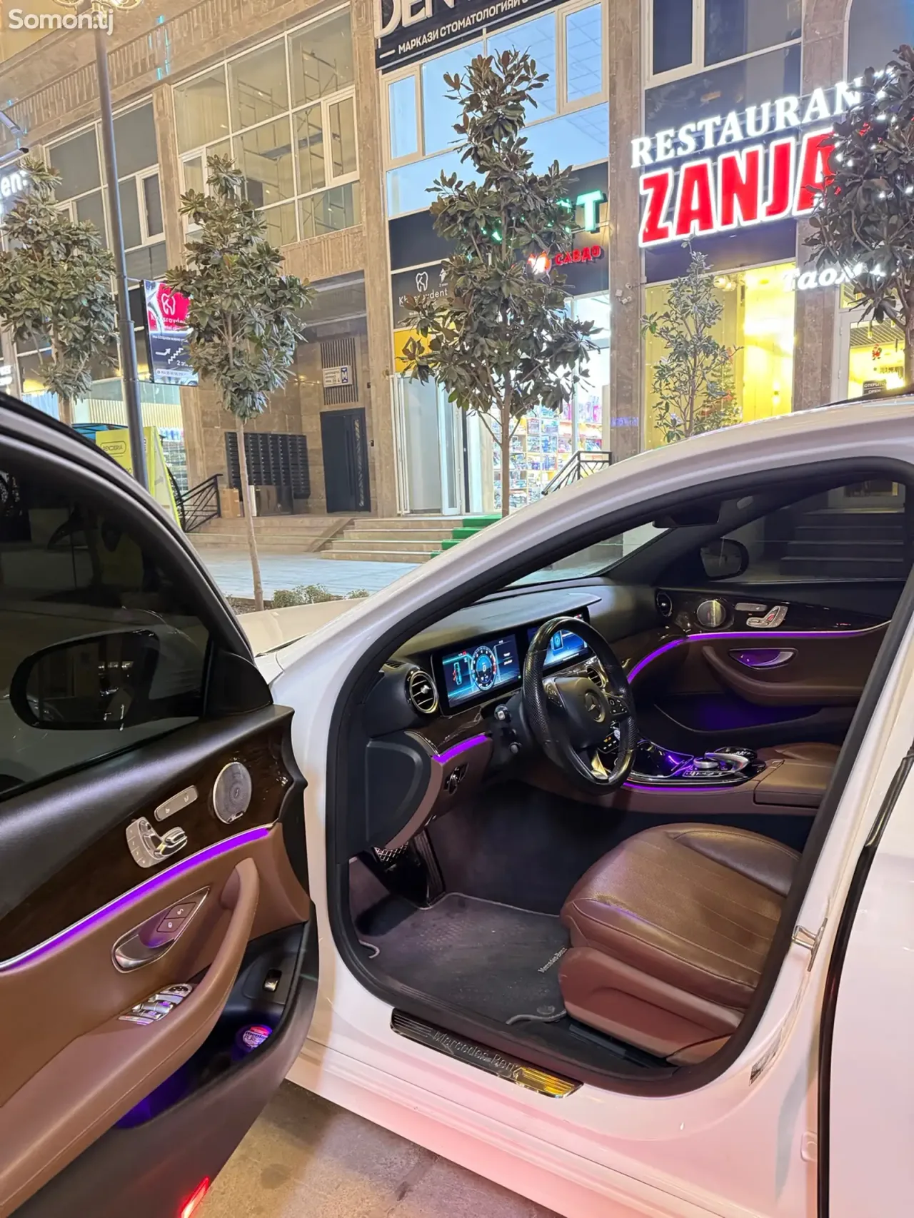 Mercedes-Benz E class 2017 · 2.0 AT
