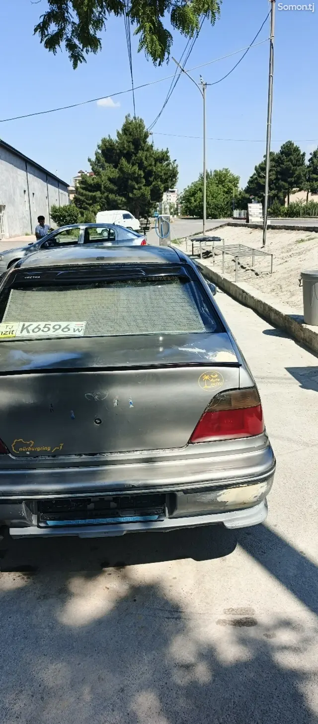 Daewoo Nexia 1995 · 1.6 MT