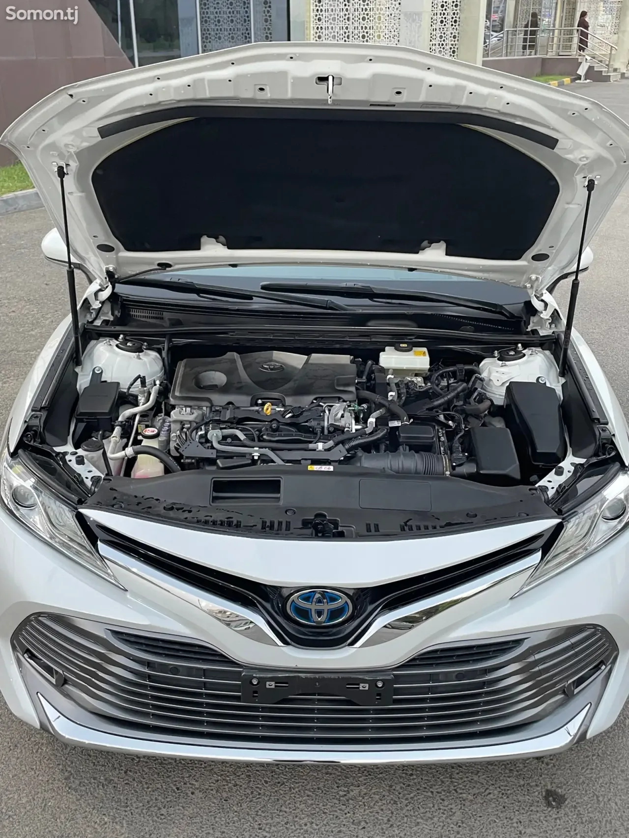 Toyota Camry 2019 · 2.5 AT