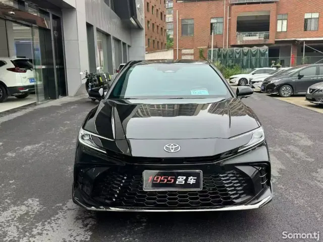 Toyota Camry 2025 · 2.0 AT